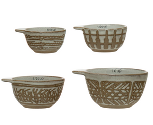 Measuring Cups with Wax Relief Pattern