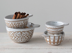 Measuring Cups with Wax Relief Pattern