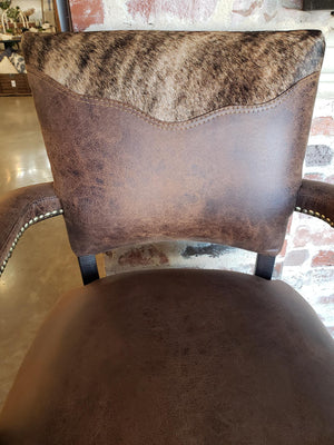 Sonora Swivel Counter Stool with Cowhide